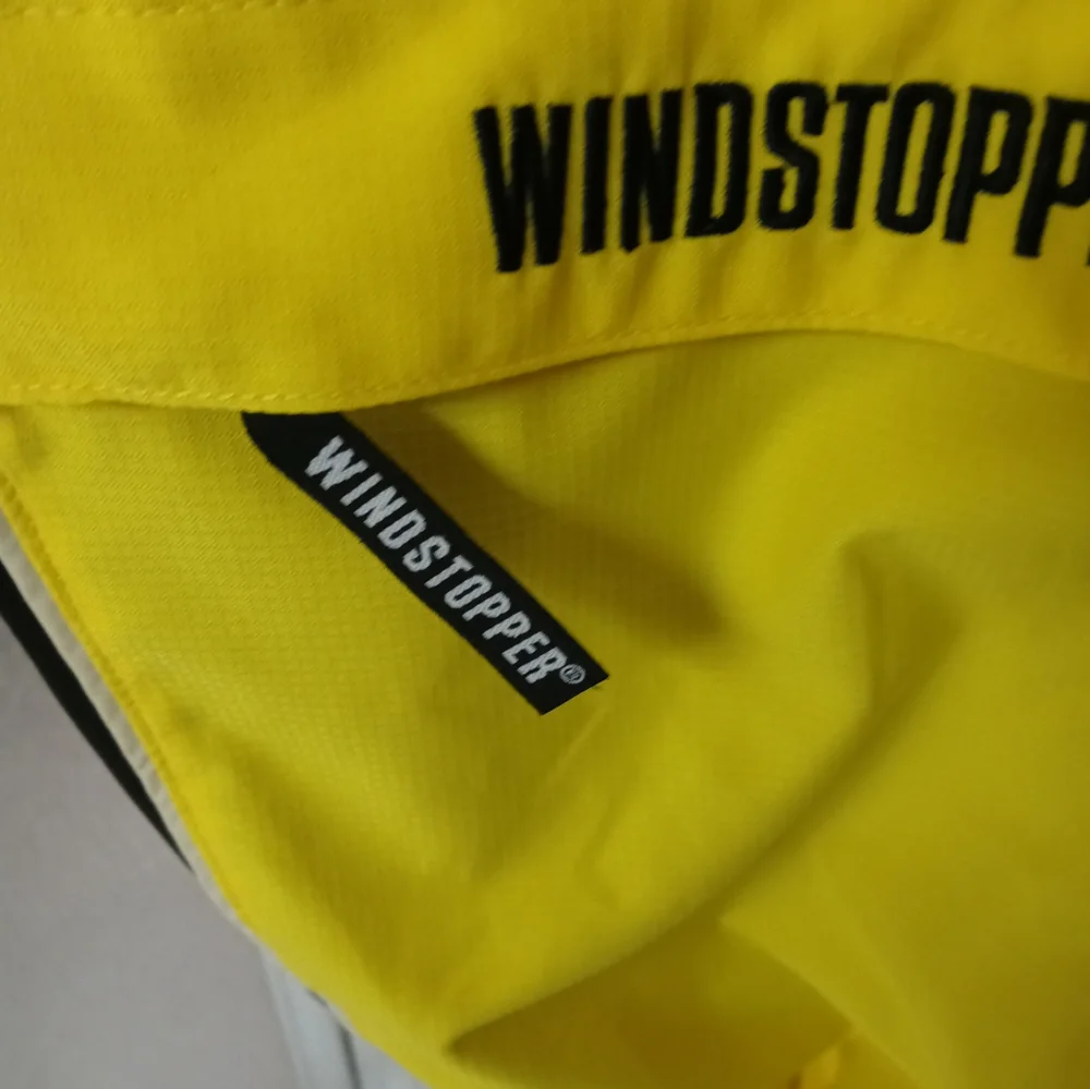 Gore Bike Wear Windstopper Biking Jacket Men Size Small Yellow Zip off Sleeves